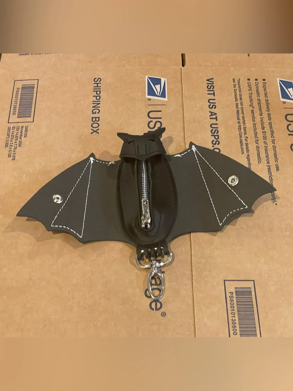 🆕 Vegan Leather - Spooky - Bat Wing - Coin - Belt Pouch - Keychain - Bag Charm